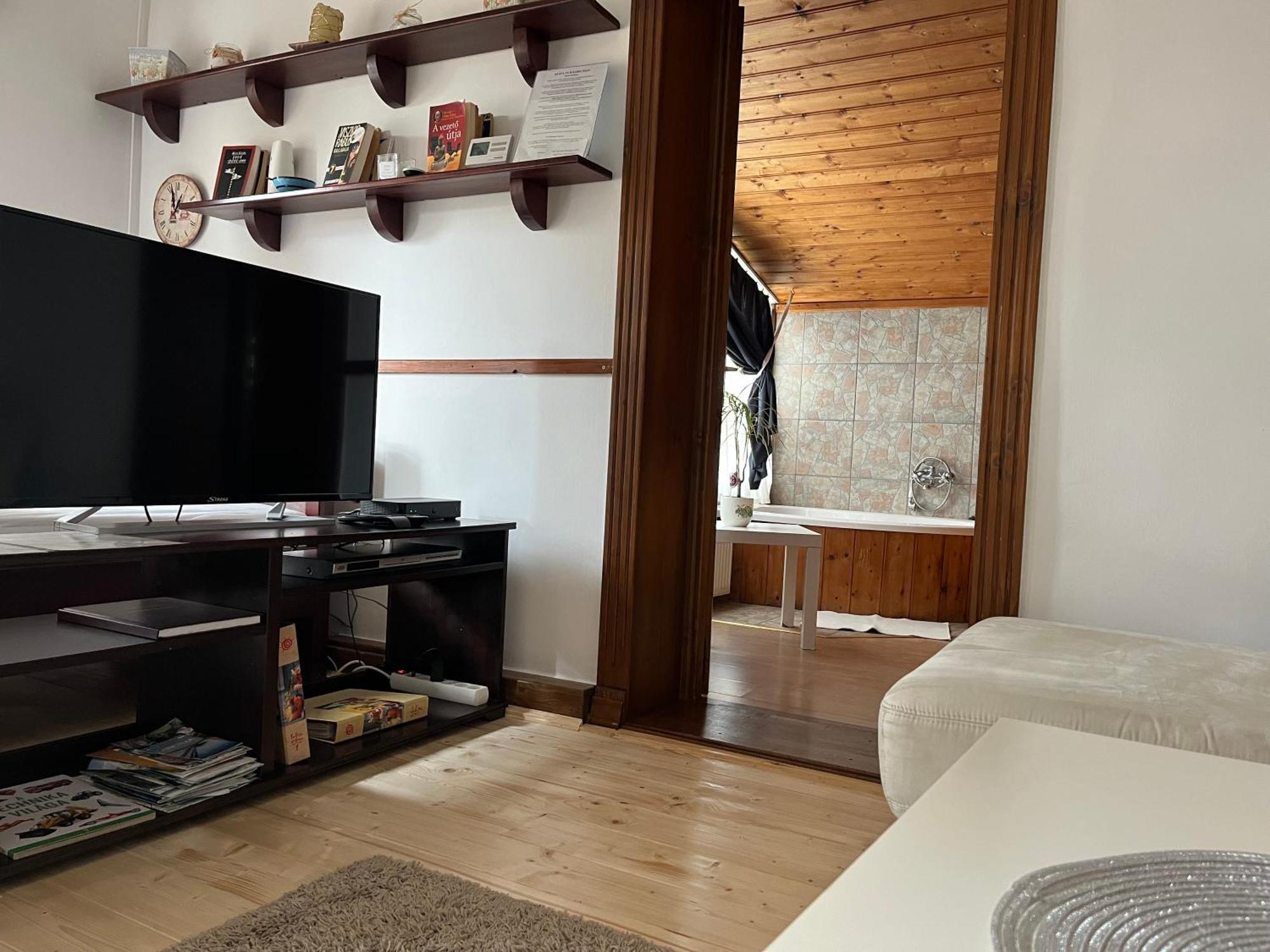Idill Ueduelohaz Villa Tiszafüred Dış mekan fotoğraf
